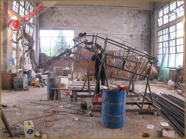 仿真恐龍制作現場-動物制作現場