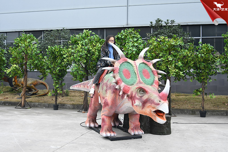 仿真恐龍坐騎，恐龍游樂產(chǎn)品